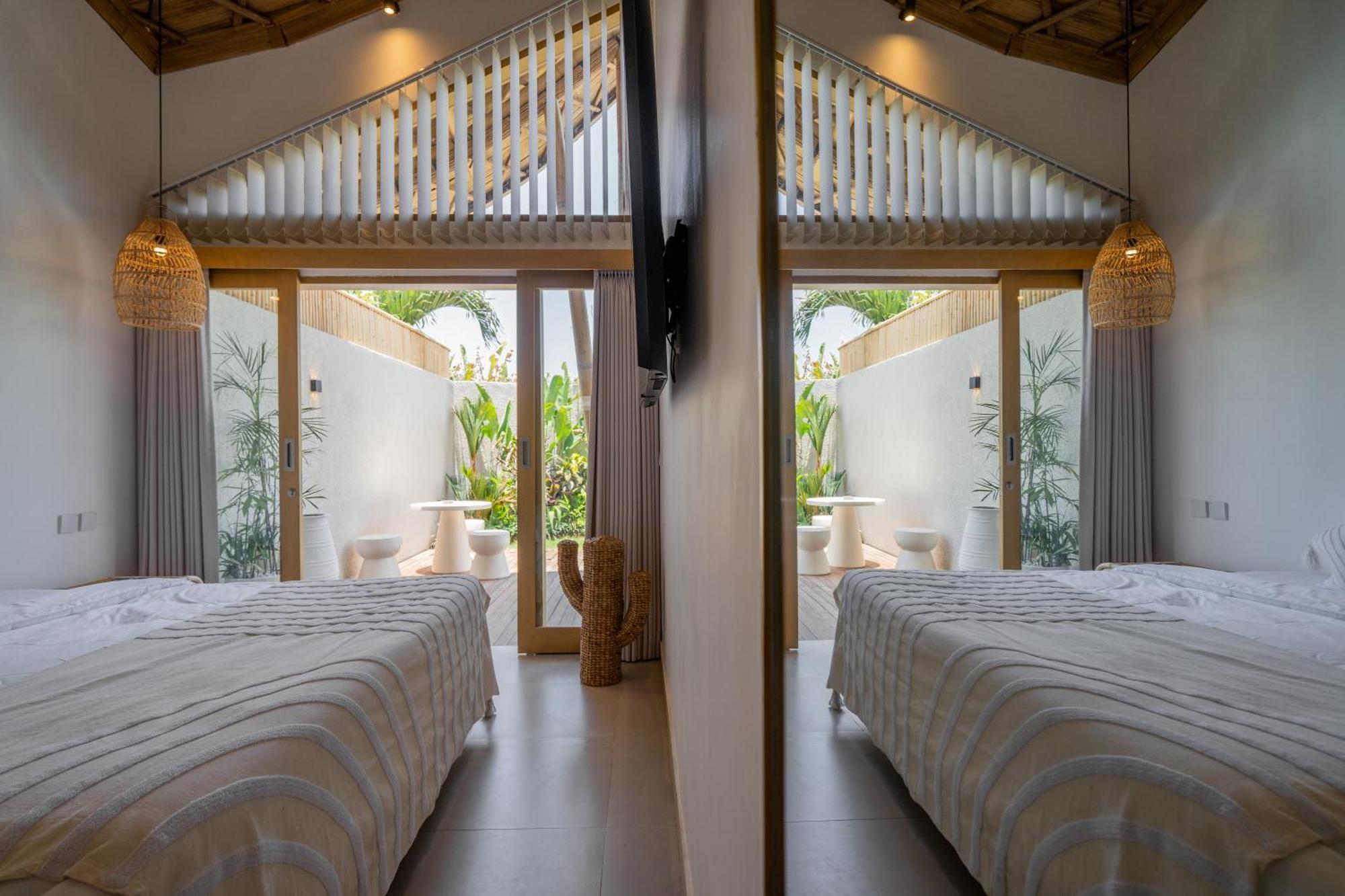 Villa Sunset Bamboo - 3Br Villa In Kerobokan Exterior photo